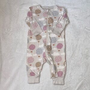Lindex baby Balloon Print Baby sleeper one piece pjs 3/6 months